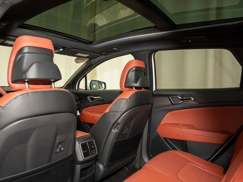 New 2026 Kia Sportage SX image 18