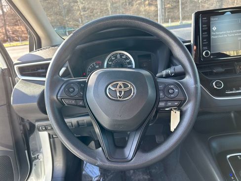 Certified 2022 Toyota Corolla LE image 22