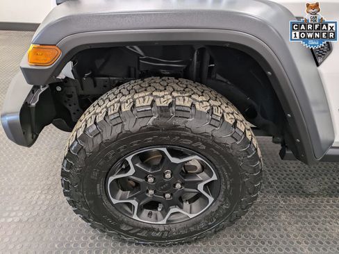 Used 2023 Jeep Wrangler Unlimited Rubicon 4xe w/ Cold Weather Group AWD/4WD image 7