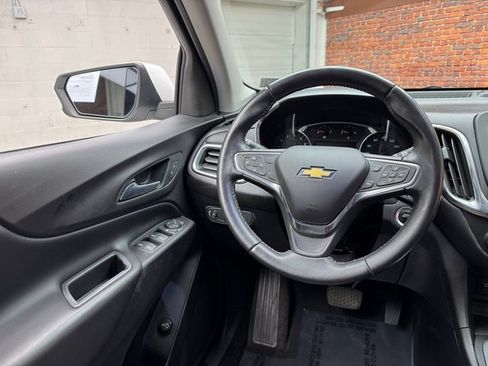 Used 2019 Chevrolet Equinox LT image 13