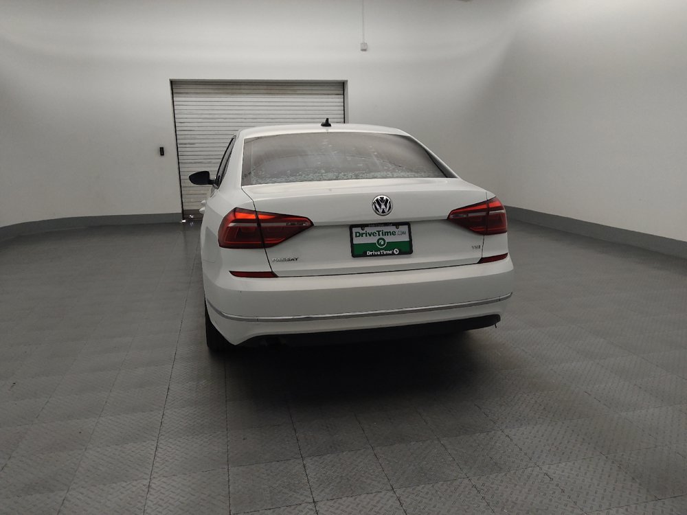 Used 2019 Volkswagen Passat 2.0T Wolfsburg FWD image 6