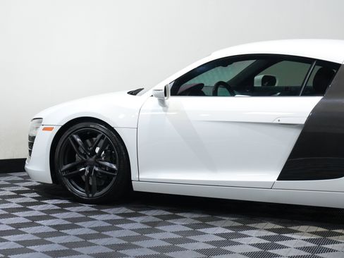 Used 2014 Audi R8 V8 image 20