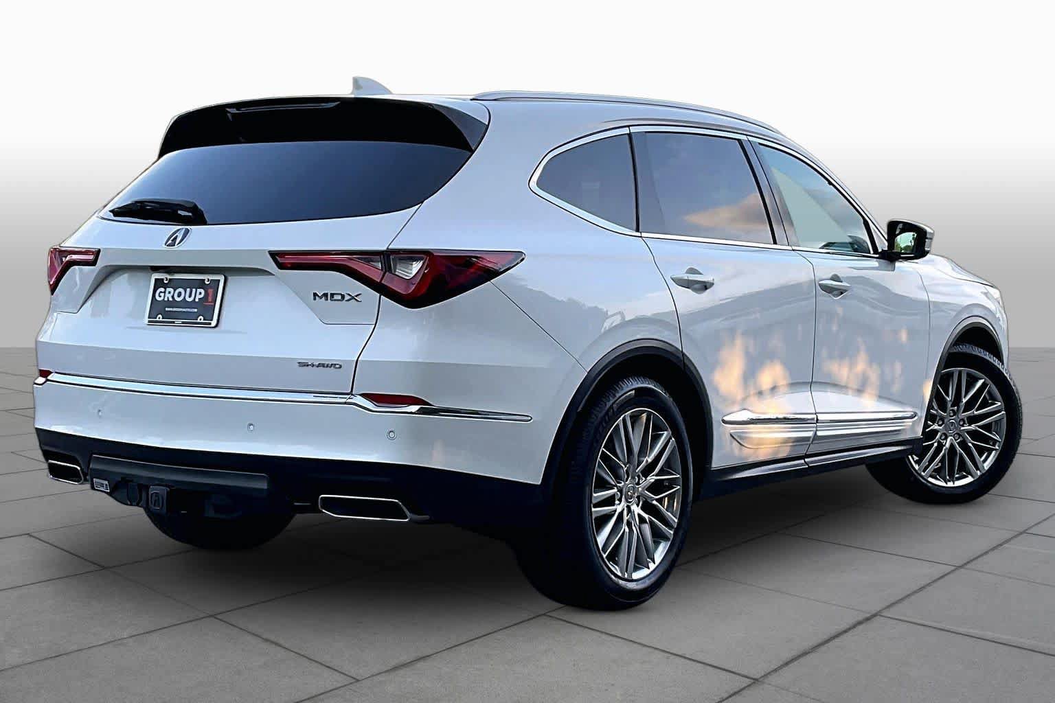 Used 2023 Acura MDX w/ Advance Package AWD/4WD image 12
