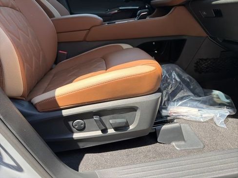 New 2026 Nissan Pathfinder Platinum AWD/4WD image 23