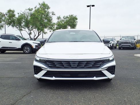 New 2026 Hyundai Elantra SEL Sport FWD image 2
