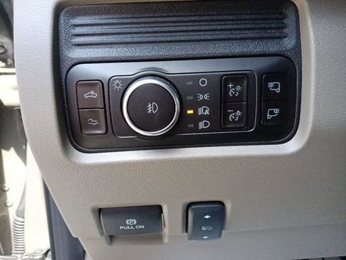 New 2026 Ford F350 Platinum image 17