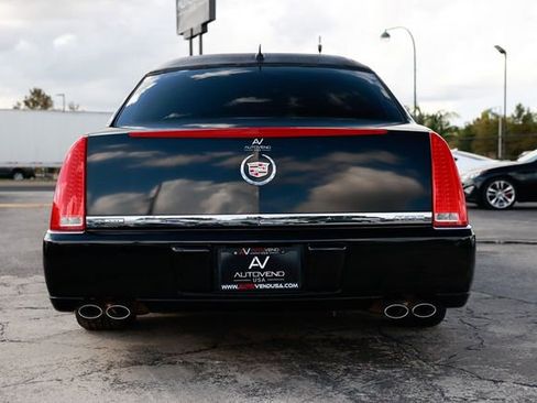 Used 2006 Cadillac DTS Limousine image 9