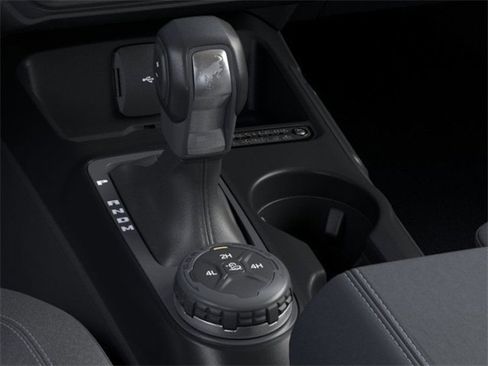 New 2025 Ford Bronco Outer Banks image 17