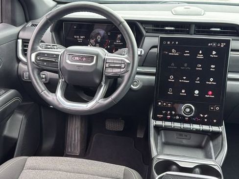 Used 2025 GMC Terrain Elevation AWD/4WD image 28