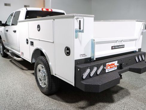 Used 2021 RAM 2500 Tradesman w/ Chrome Appearance Group image 10