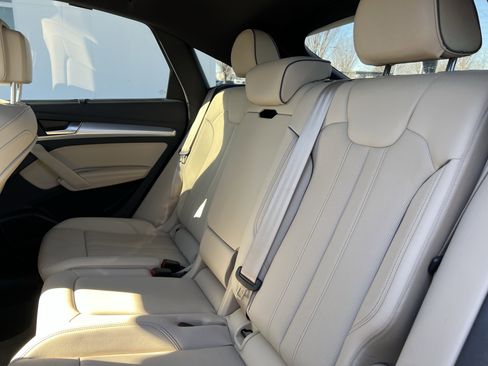 Used 2025 Audi Q5 Prestige image 33