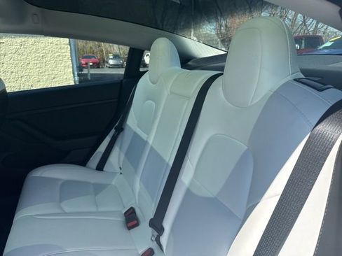 Used 2022 Tesla Model 3 Long Range image 13