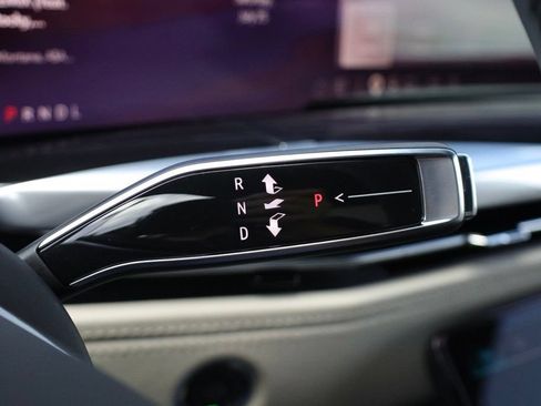 Used 2026 Cadillac Escalade Sport RWD image 19