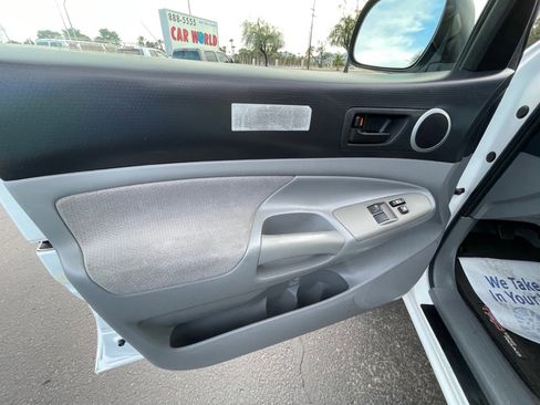 Used 2007 Toyota Tacoma PreRunner RWD image 15