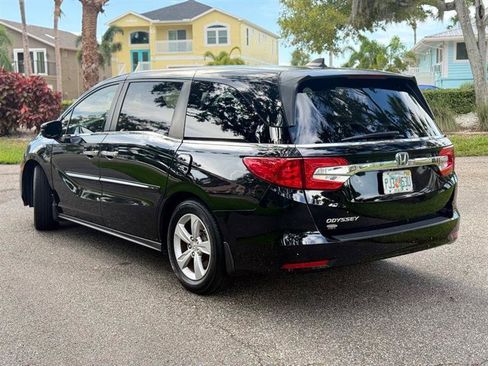 Used 2019 Honda Odyssey EX image 3