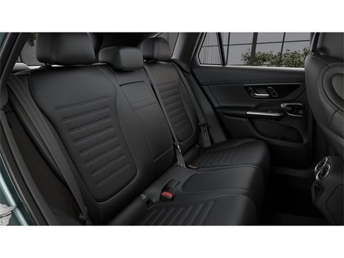 New 2025 Mercedes-Benz GLC 300 image 5