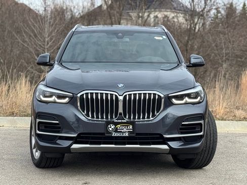 Used 2022 BMW X5 xDrive40i w/ Premium Package image 2