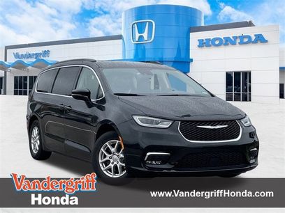 Used 2022 Chrysler Pacifica Touring-L