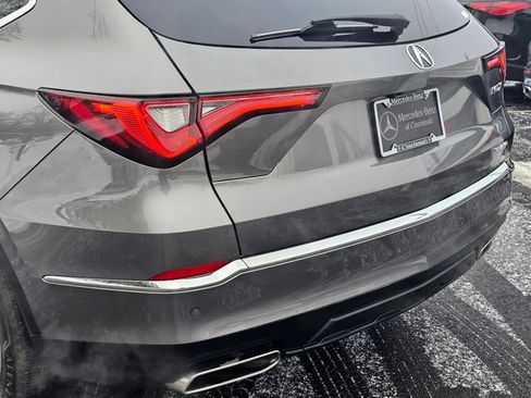 Used 2024 Acura MDX SH-AWD w/ Technology Package image 14