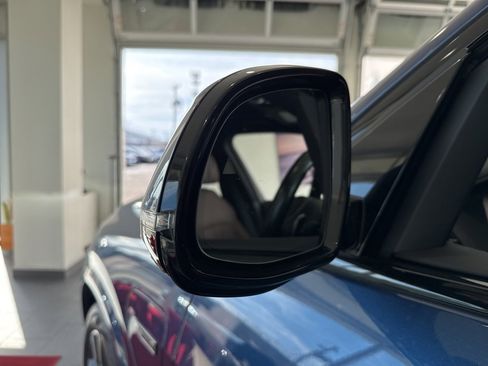 Used 2022 BMW X5 xDrive45e w/ M Sport Package image 13