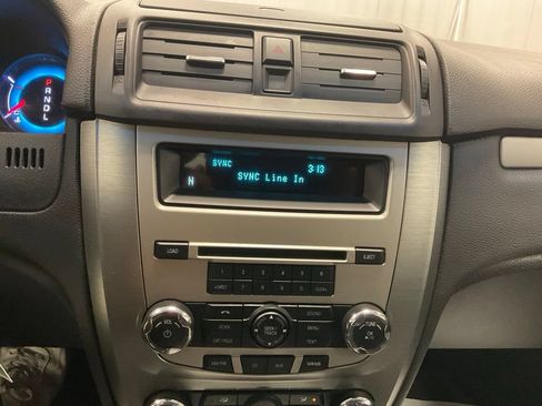 Used 2012 Ford Fusion SE FWD image 11