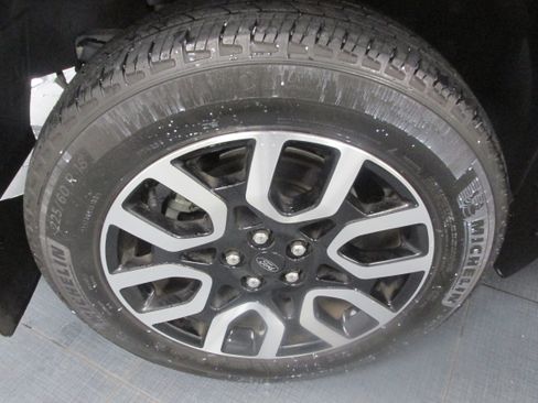 Used 2023 Ford Maverick Lariat w/ Lariat Luxury Package AWD/4WD image 14