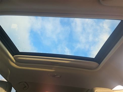 Certified 2024 Subaru Crosstrek 2.0i Premium image 22