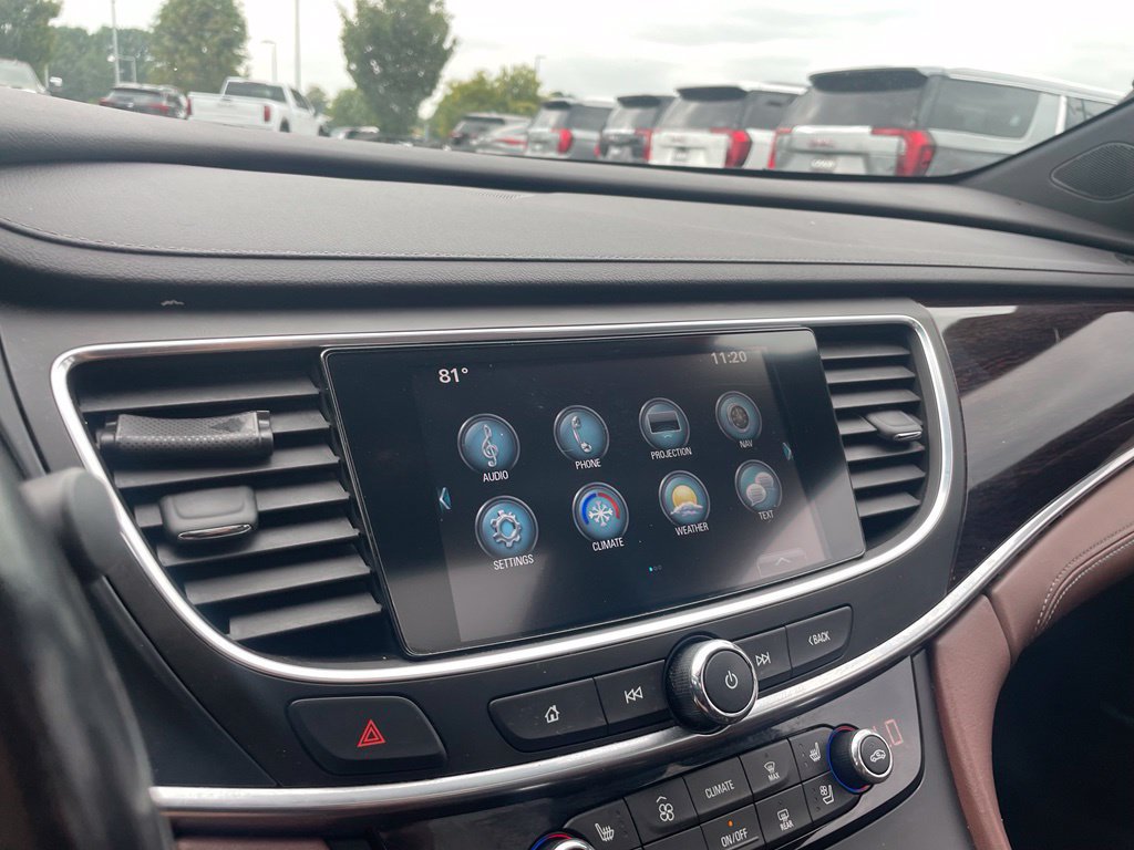 Used 2018 Buick LaCrosse Avenir w/ Driver Confidence Package #2 AWD/4WD image 17