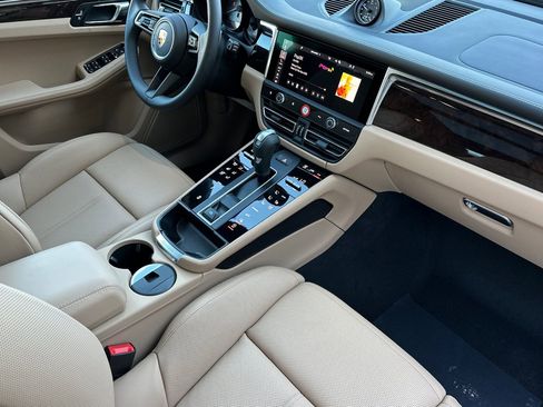 New 2026 Porsche Macan S AWD/4WD image 18