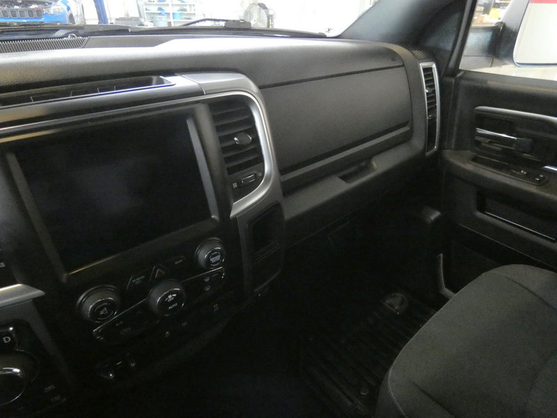 Used 2021 RAM 1500 Warlock AWD/4WD image 12