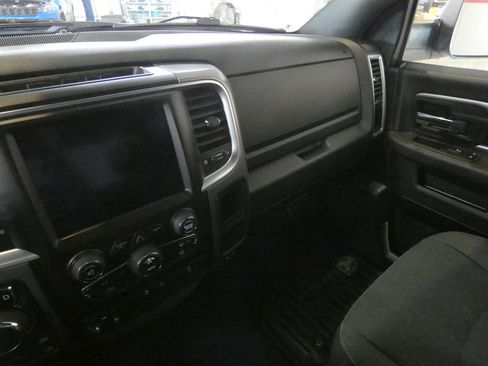 Used 2021 RAM 1500 Warlock AWD/4WD image 12