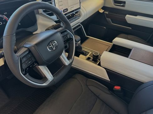 Used 2024 Toyota Tundra Capstone image 11