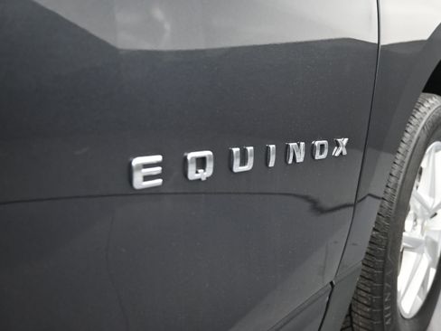 Used 2022 Chevrolet Equinox LS w/ LS Convenience Package AWD/4WD image 33