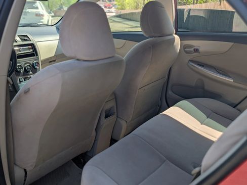 Used 2011 Toyota Corolla LE image 14