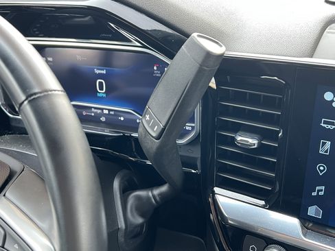 Used 2023 Chevrolet Silverado 1500 LT image 31