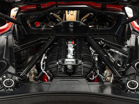 Used 2024 Chevrolet Corvette Z06 image 12