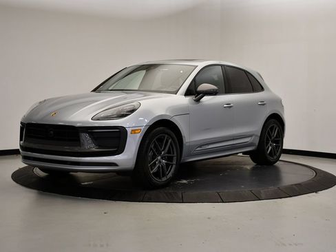 Certified 2026 Porsche Macan Turbo AWD/4WD image 1