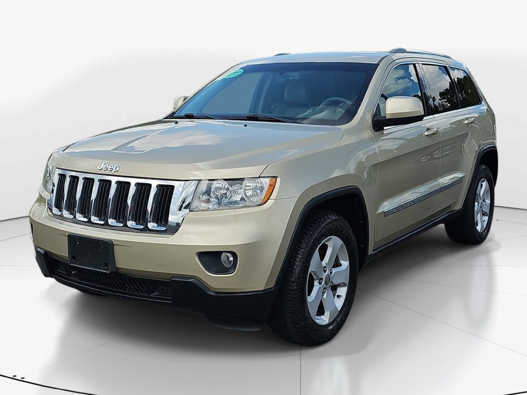 Used 2011 Jeep Grand Cherokee Laredo RWD image 11