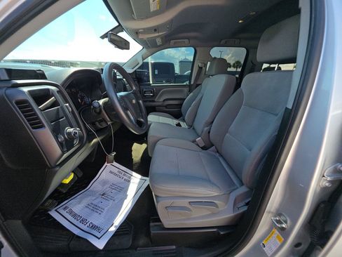 Used 2018 Chevrolet Silverado 1500 Custom w/ Custom Value Package RWD image 7