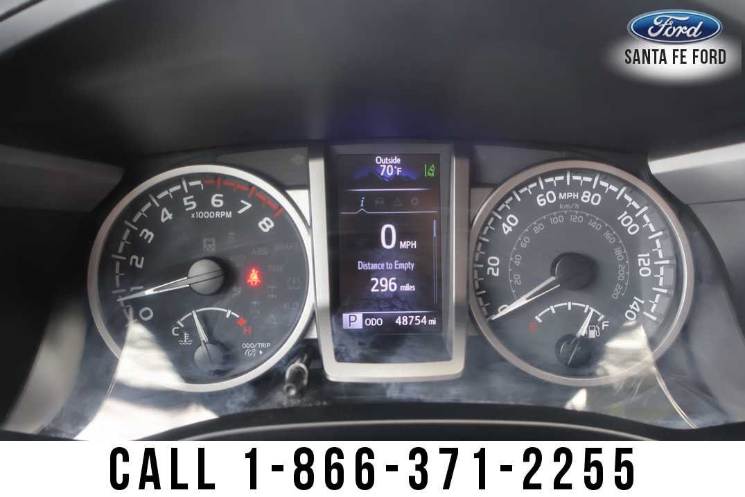 Used 2023 Toyota Tacoma SR5 RWD image 32