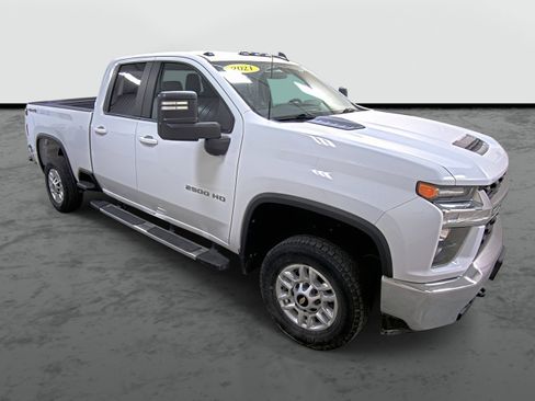 Used 2021 Chevrolet Silverado 2500 LT w/ Snow Plow Prep/Camper Package image 5