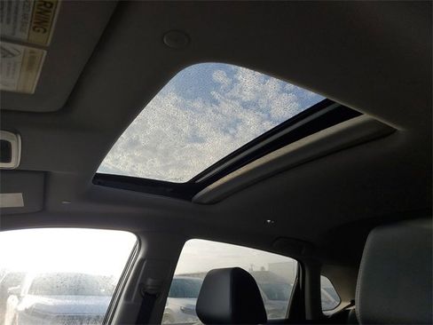 New 2026 Honda HR-V EX-L image 16