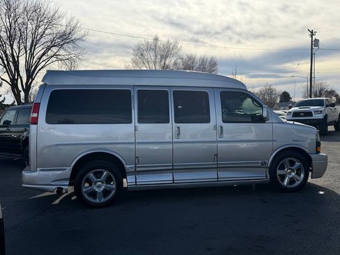 Used 2013 GMC Savana 1500 RWD image 81