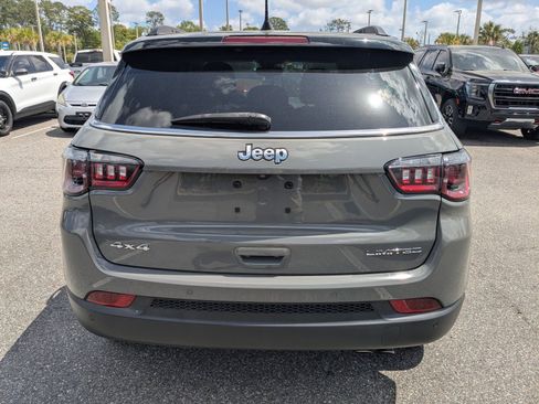 Used 2021 Jeep Compass Limited w/ Sun and Sound Group image 5