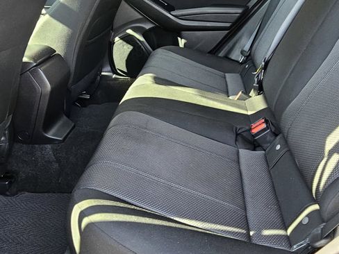 Used 2023 Subaru Impreza 2.0i image 10