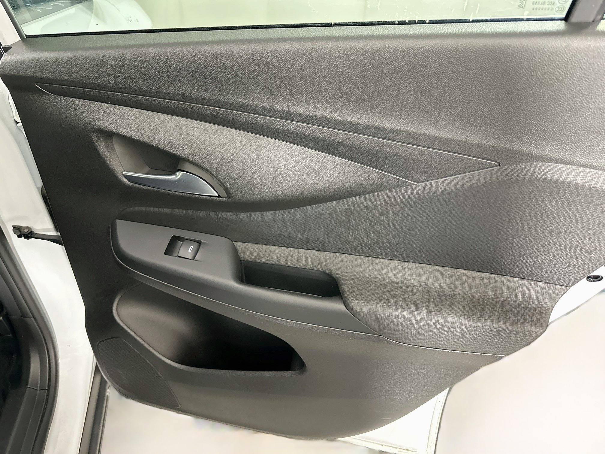 Used 2026 Buick Envista Preferred FWD image 27
