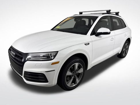 Used 2020 Audi Q5 2.0T Premium w/ Titanium Sport Package image 7