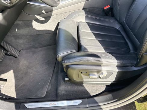 Used 2022 BMW X5 xDrive40i AWD/4WD image 21