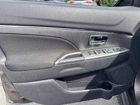 Used 2019 Mitsubishi Outlander Sport LE FWD image 21