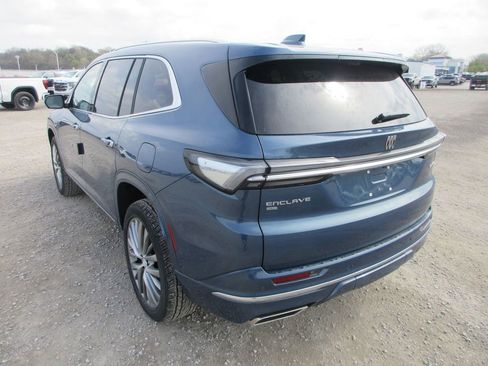 New 2026 Buick Enclave Avenir image 7